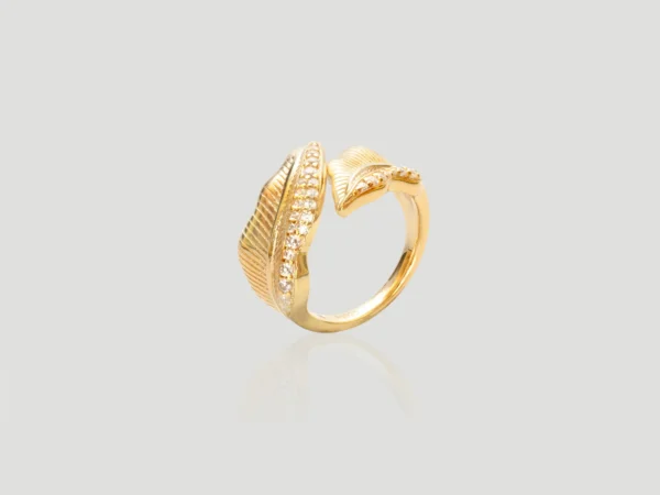 Feathered Elegance Ring​​