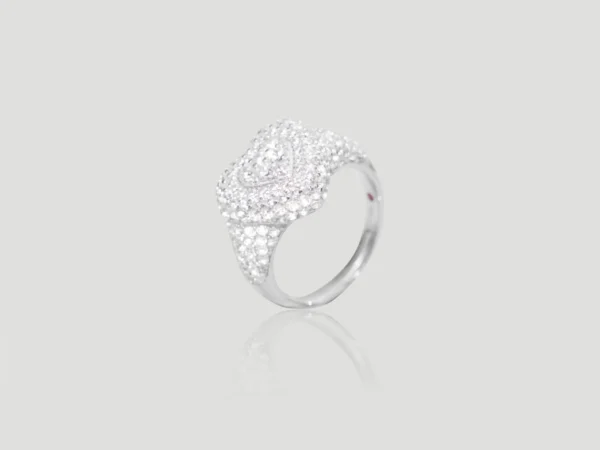 Heart's Radiance Ring​​