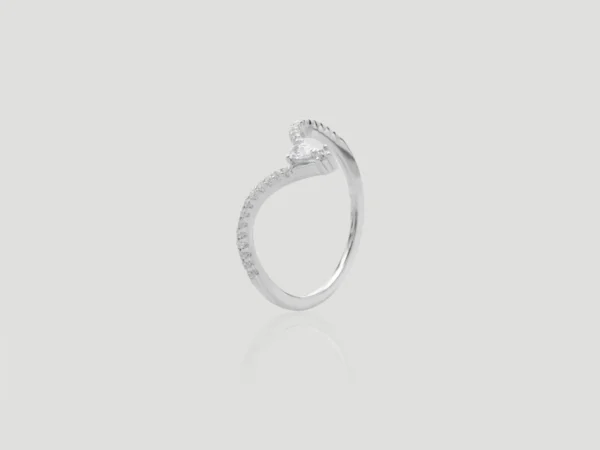 Heart's Radiance Ring​​